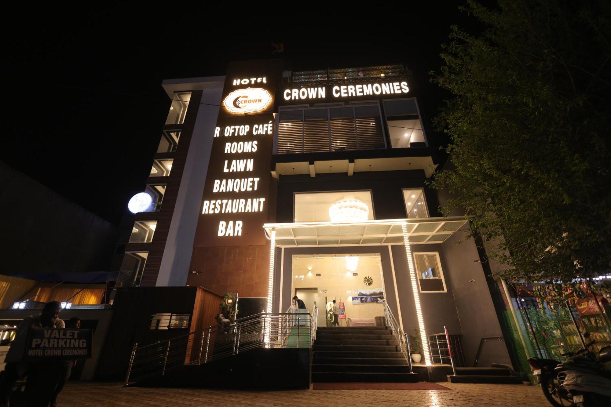 Crown Ceremonies Hotel Faridabad Exterior photo
